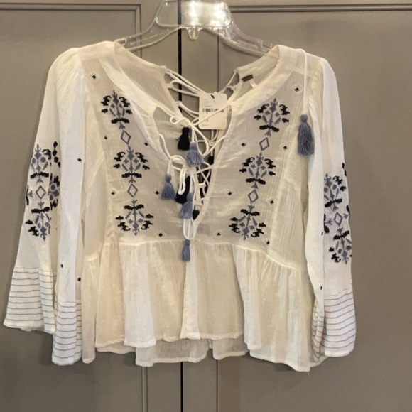 NWT! Free people White Embroidered Women's Top boho - Picture 1 of 7